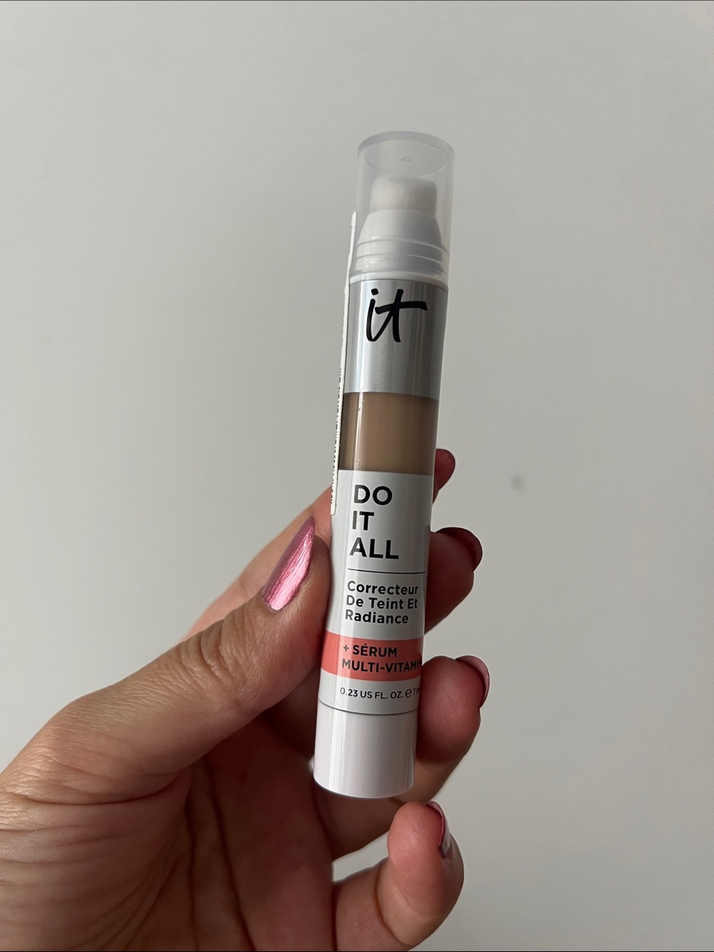 IT Cosmetics Do It All Radiant Concealer 215 Light Warm